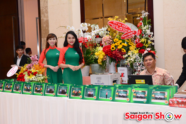 Pham-Ton---SaigonShow3